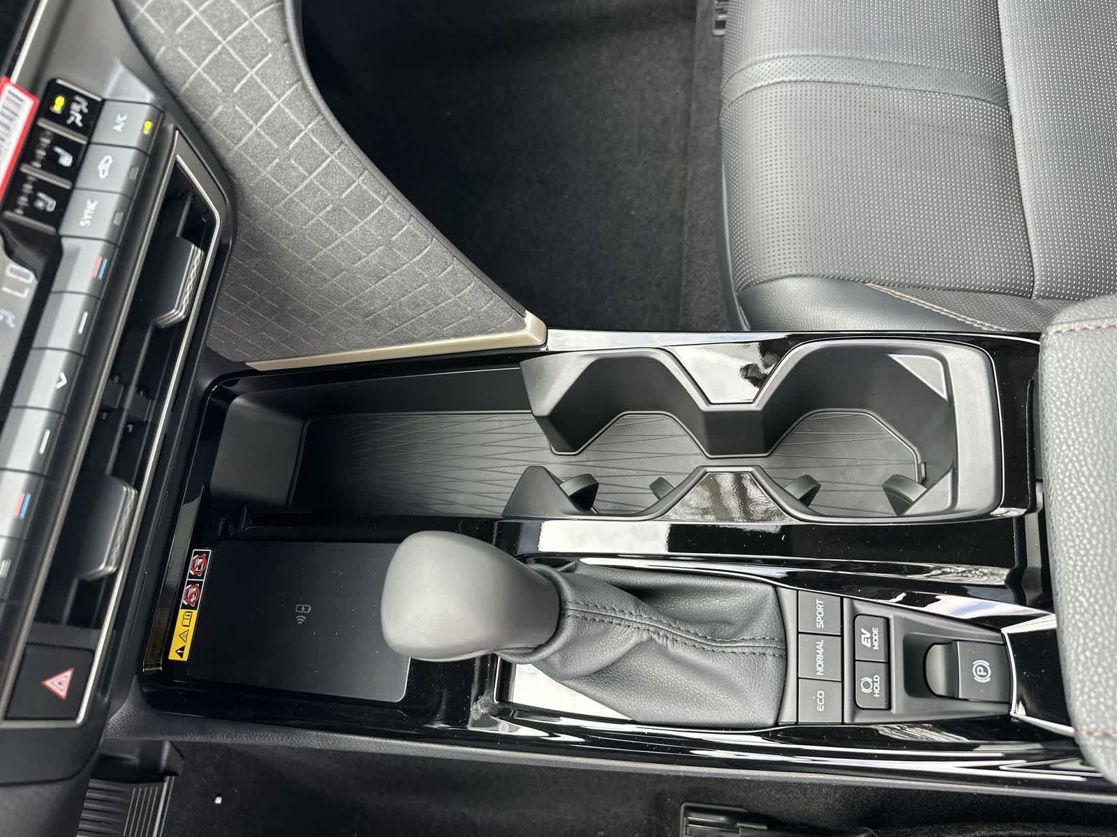 Thumbnail: 2026 Toyota Camry - 31