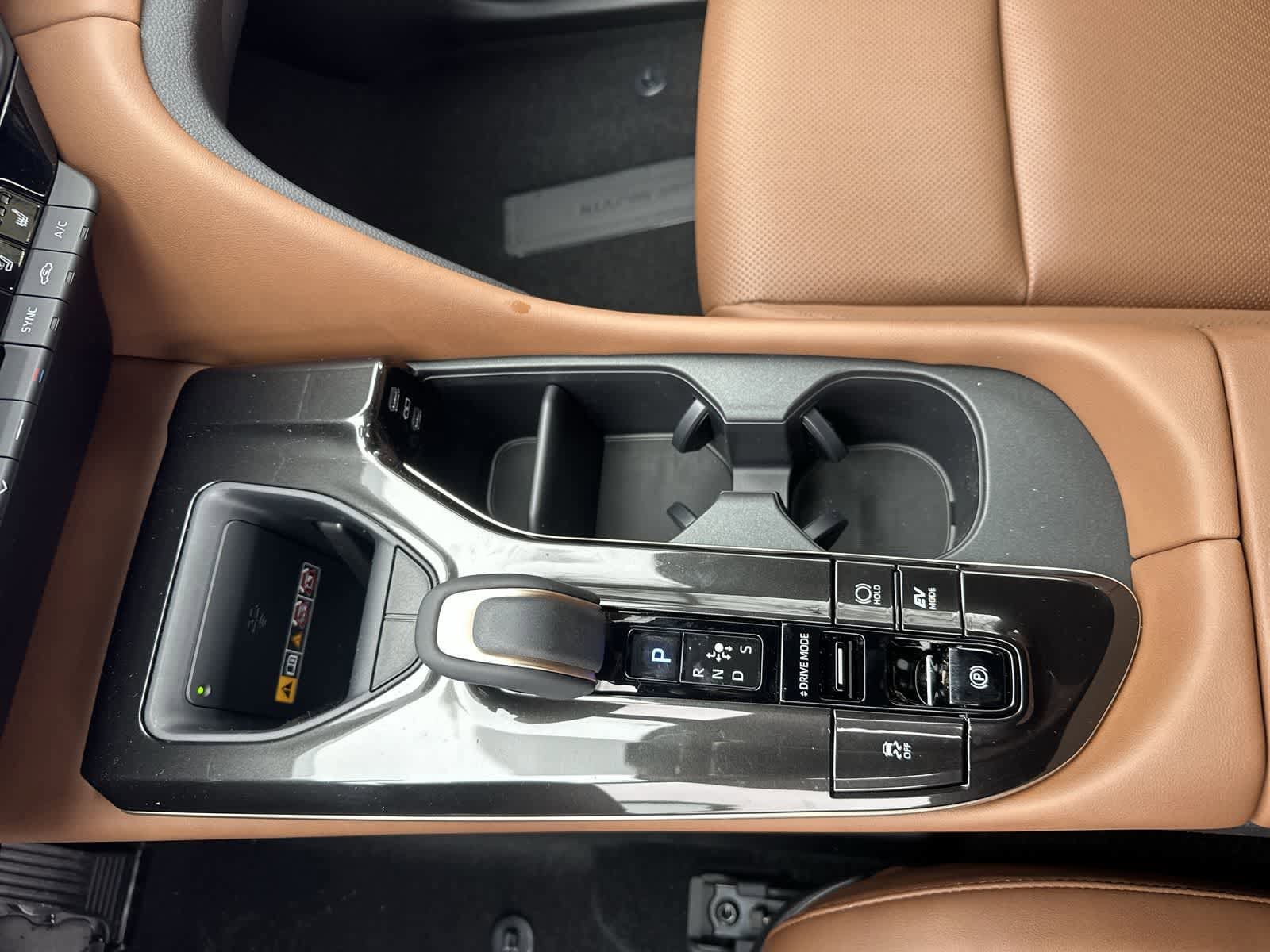 Thumbnail: 2026 Toyota Crown Signia - 26