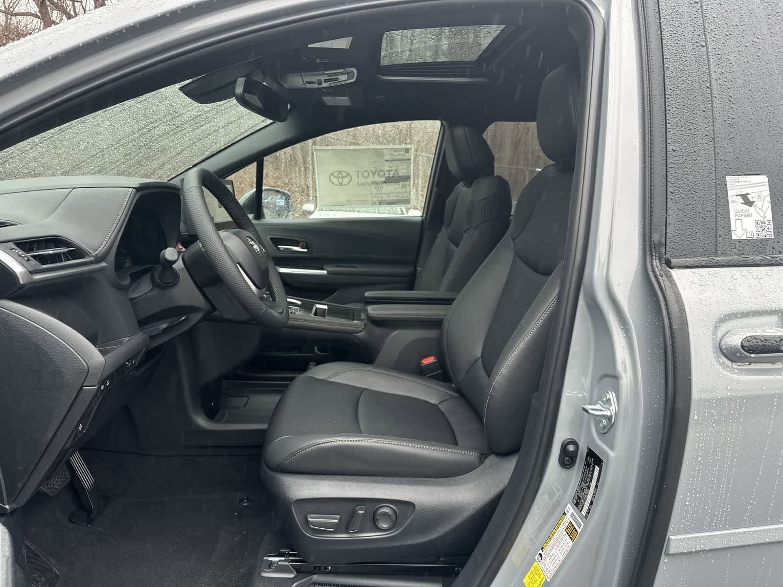 Thumbnail: 2026 Toyota Sienna - 32