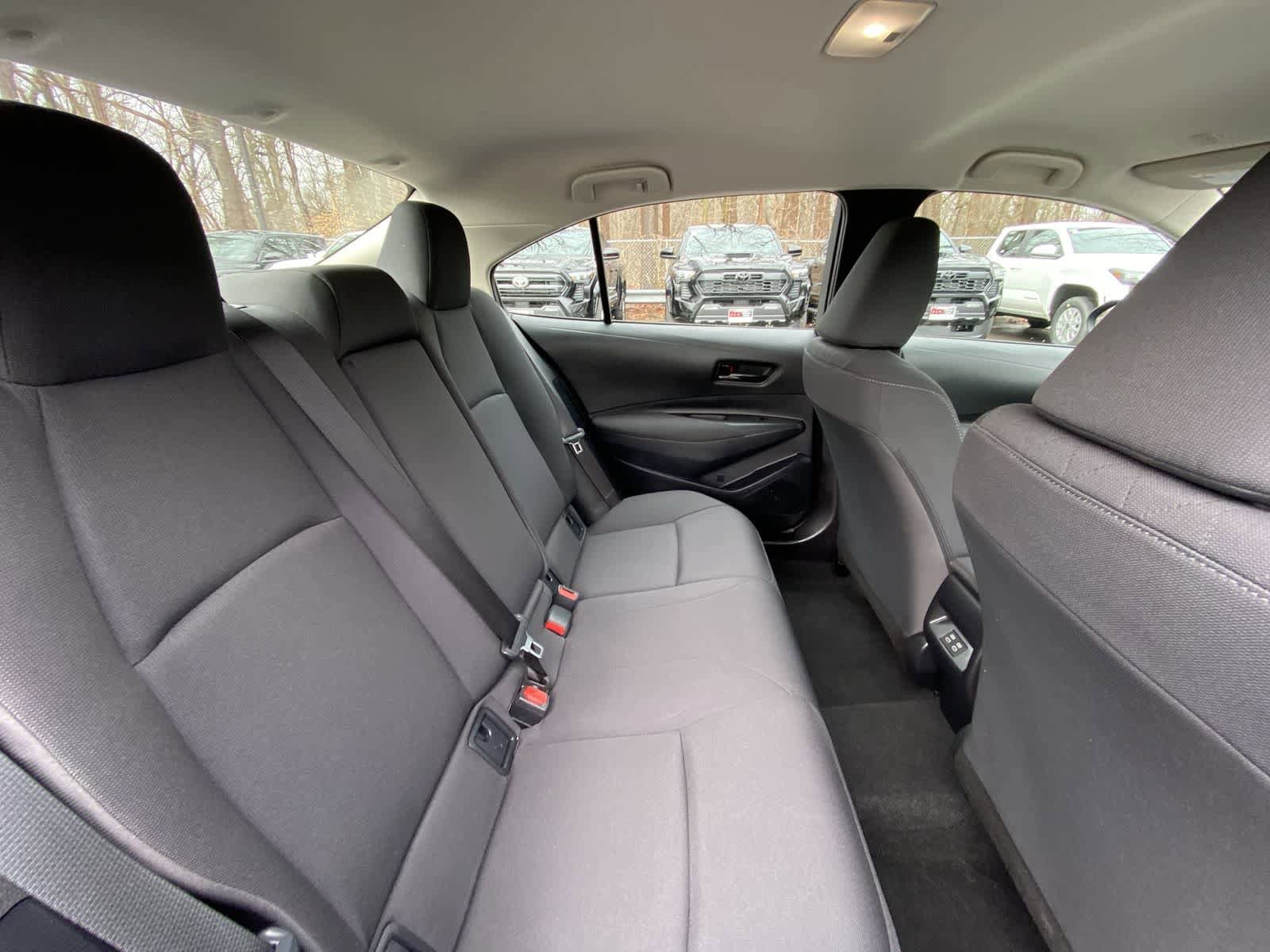 Thumbnail: 2025 Toyota Corolla - 26