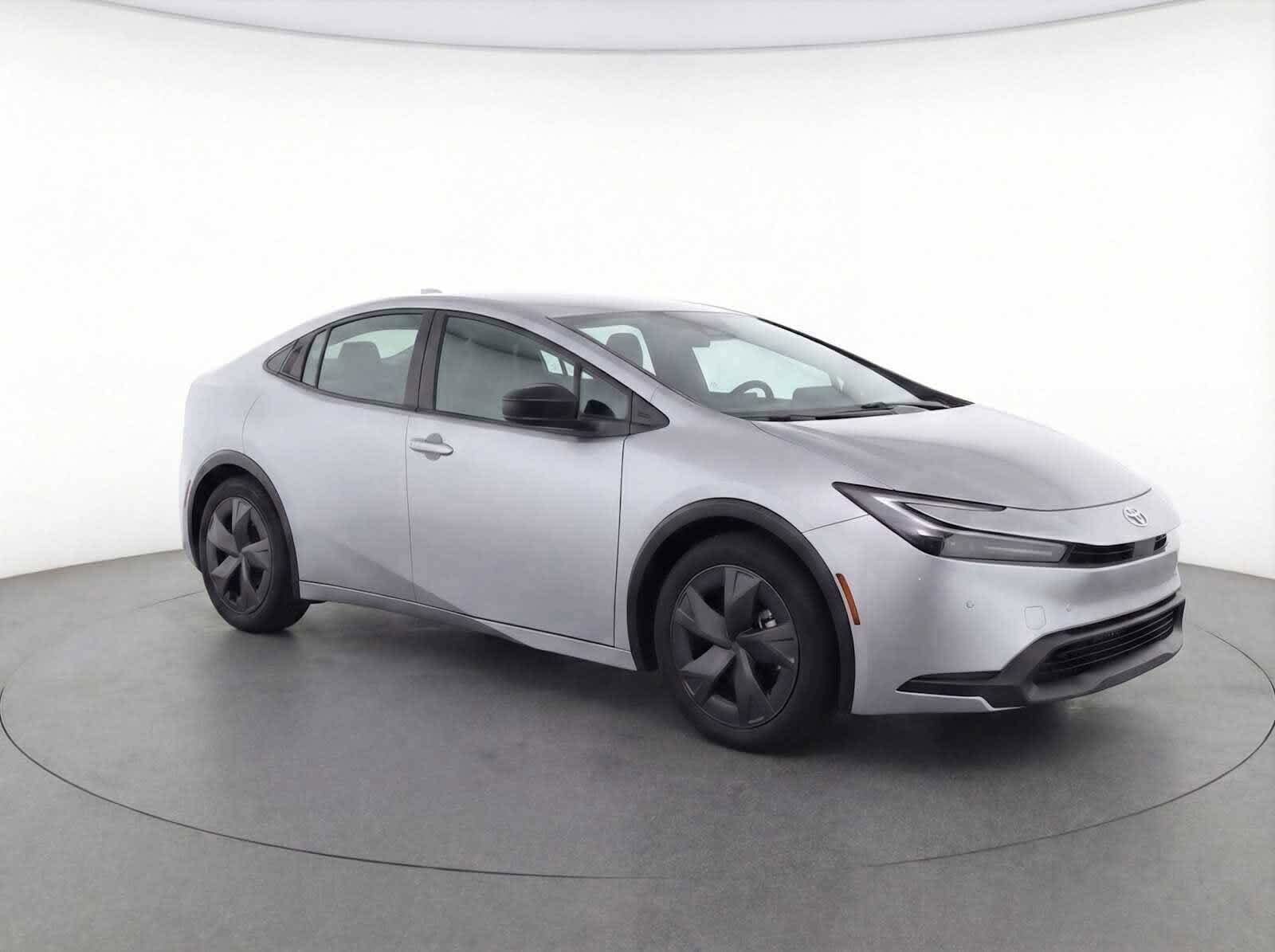 Thumbnail: 2025 Toyota Prius - 3