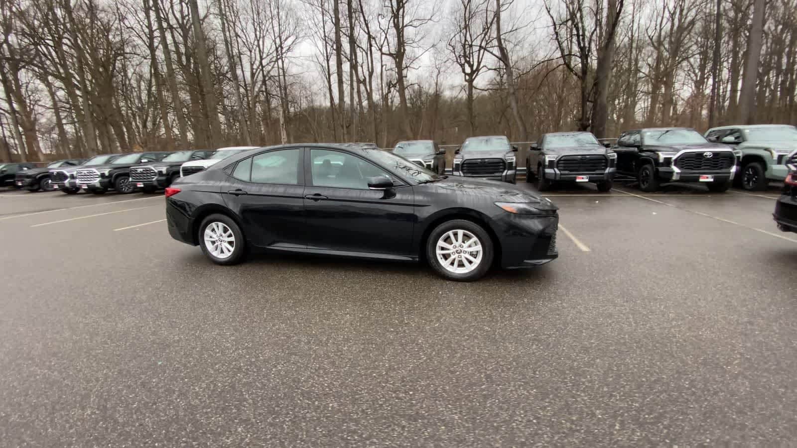 Thumbnail: 2025 Toyota Camry - 11