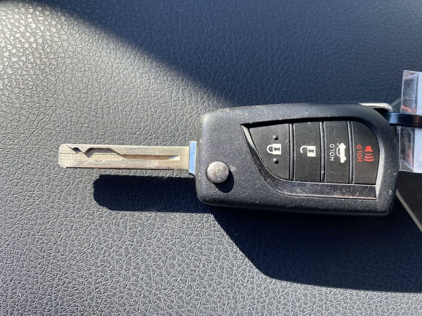 Thumbnail: 2023 Toyota Camry - 38