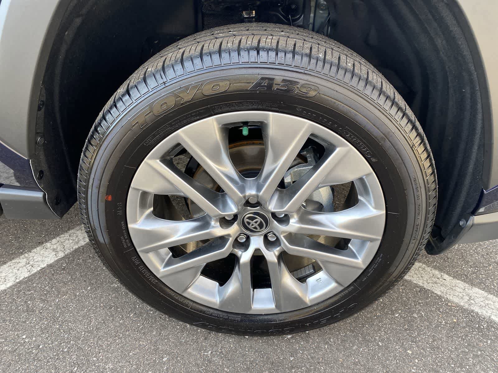 Thumbnail: 2025 Toyota RAV4 - 18