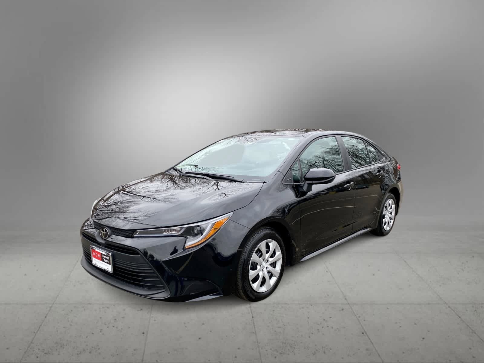 Thumbnail: 2025 Toyota Corolla - 4