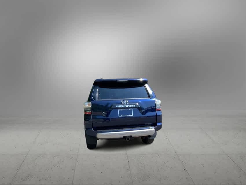 2024 Toyota 4Runner TRD Off Road 9
