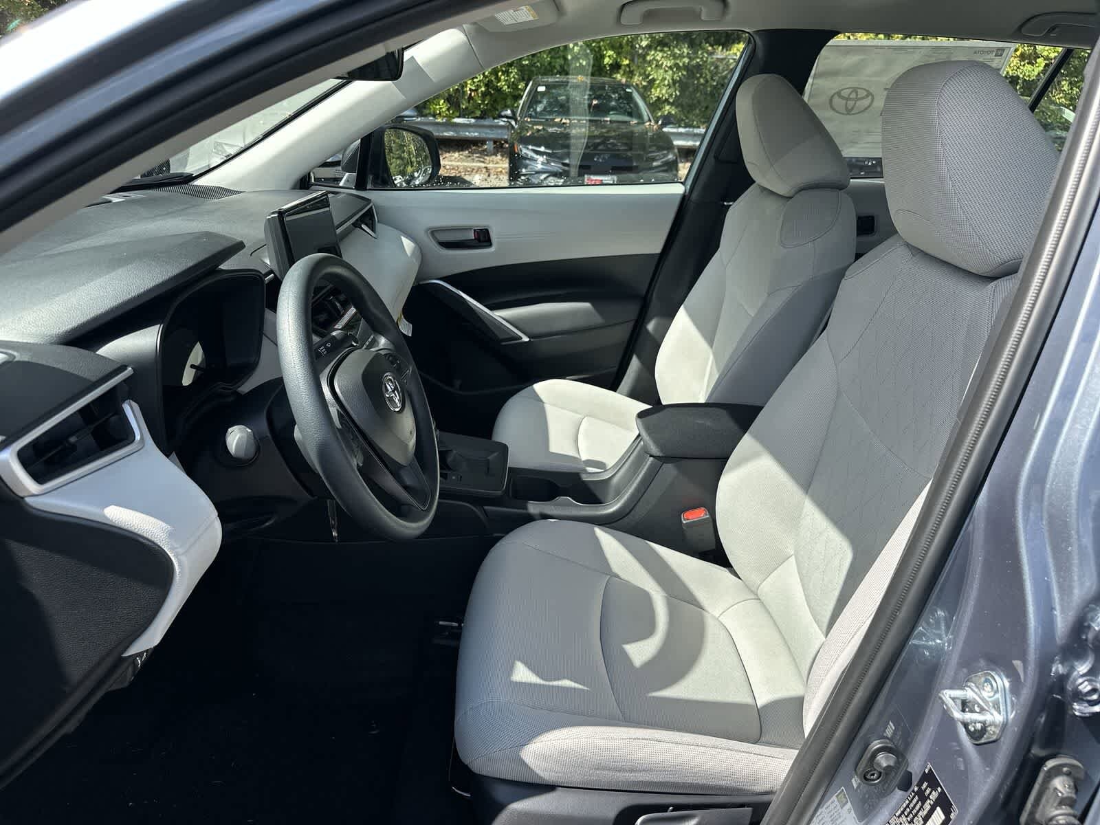 Thumbnail: 2026 Toyota Corolla Cross - 22