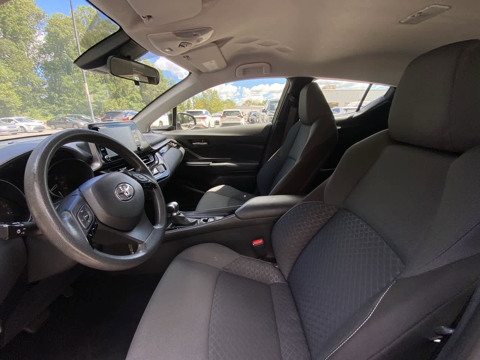 Thumbnail: 2021 Toyota C-HR - 16