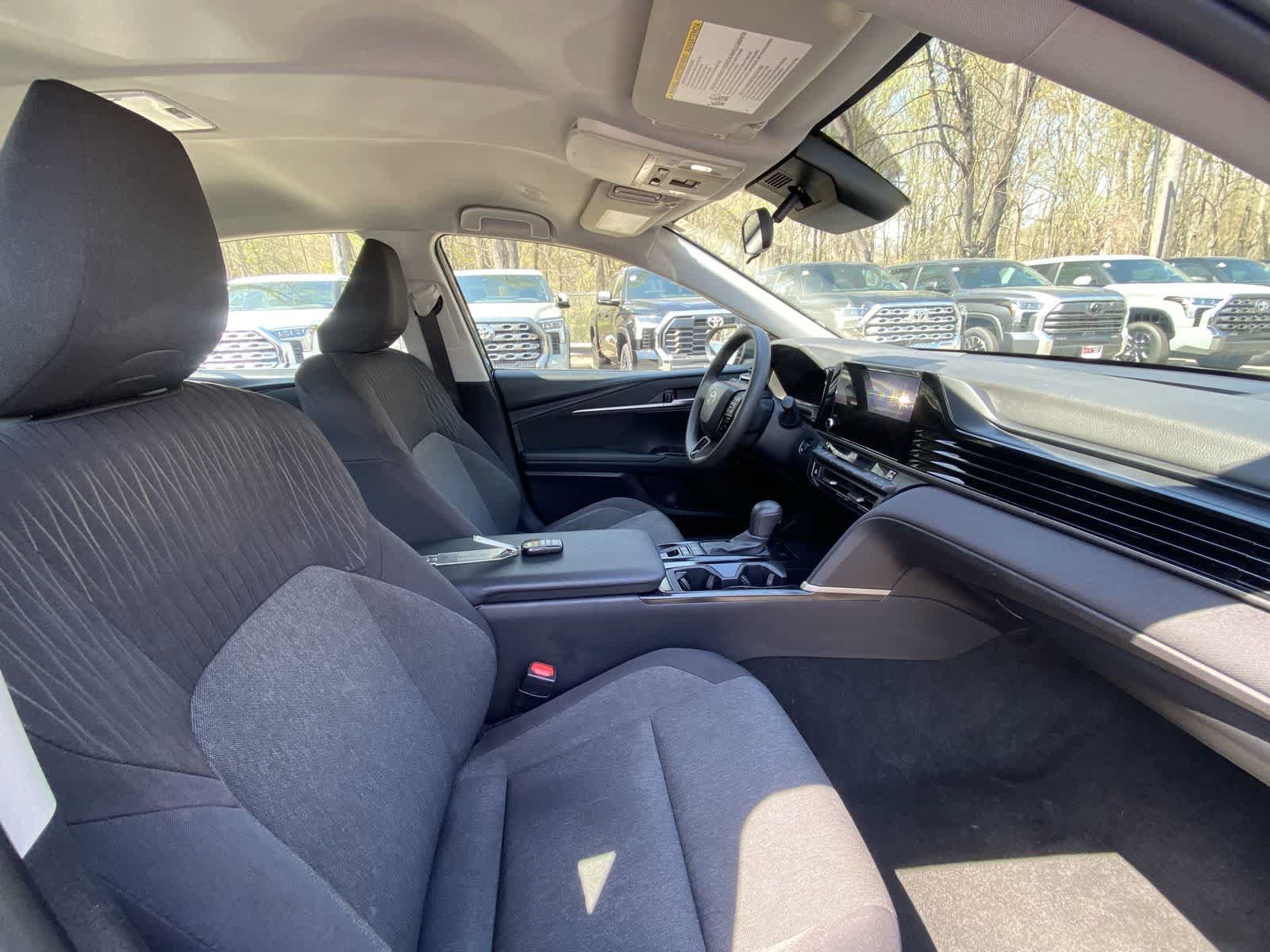 Thumbnail: 2025 Toyota Camry - 24