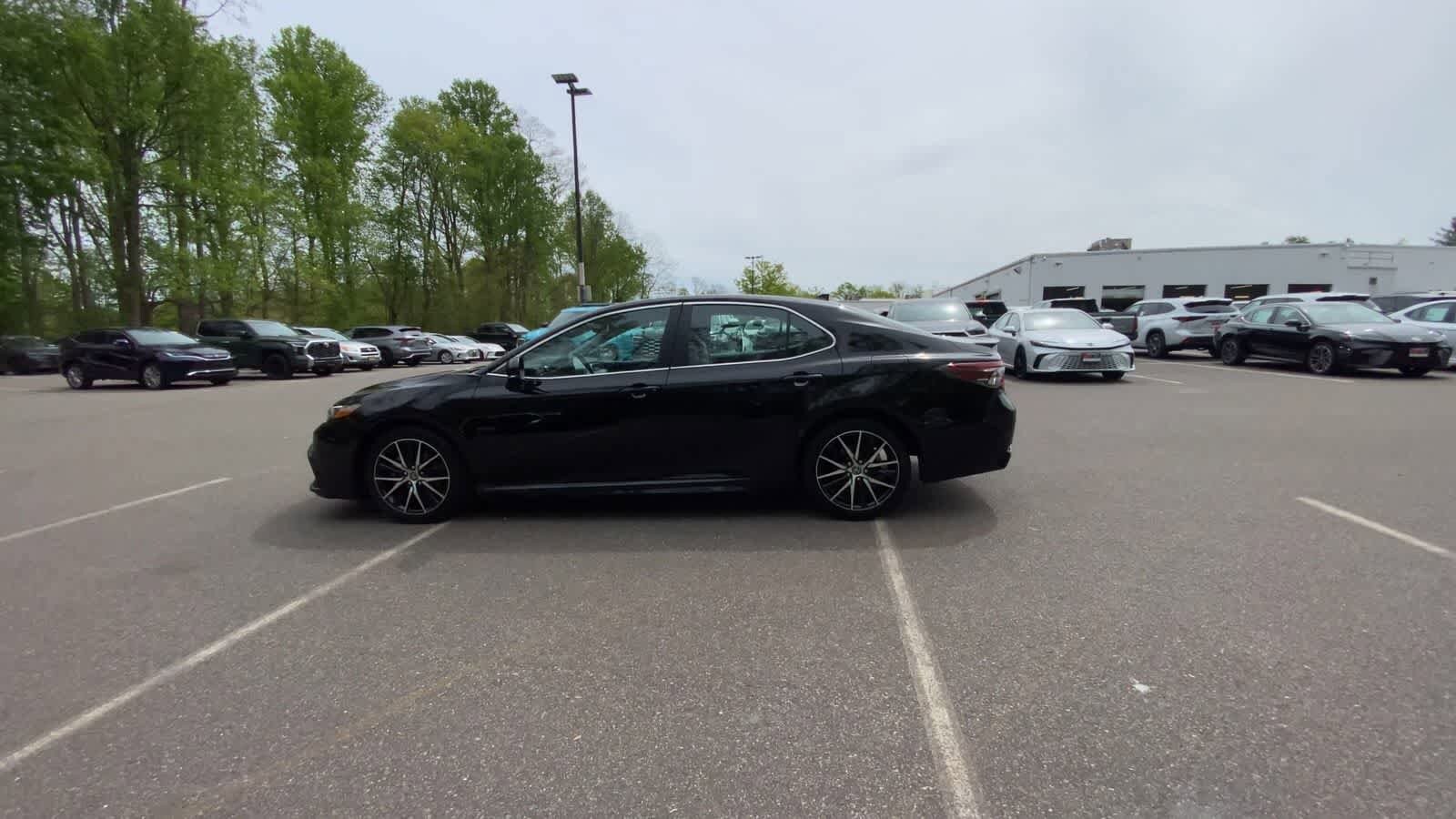 Thumbnail: 2023 Toyota Camry - 7