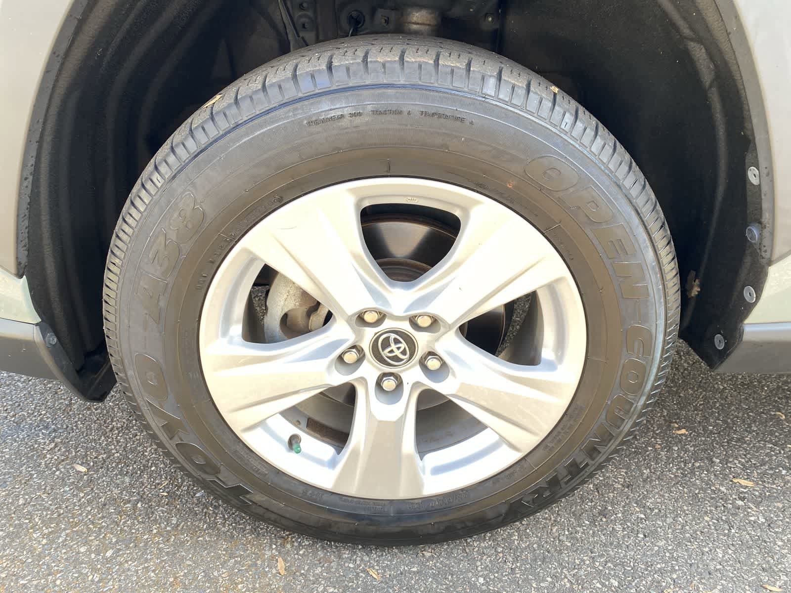 Thumbnail: 2021 Toyota RAV4 - 11