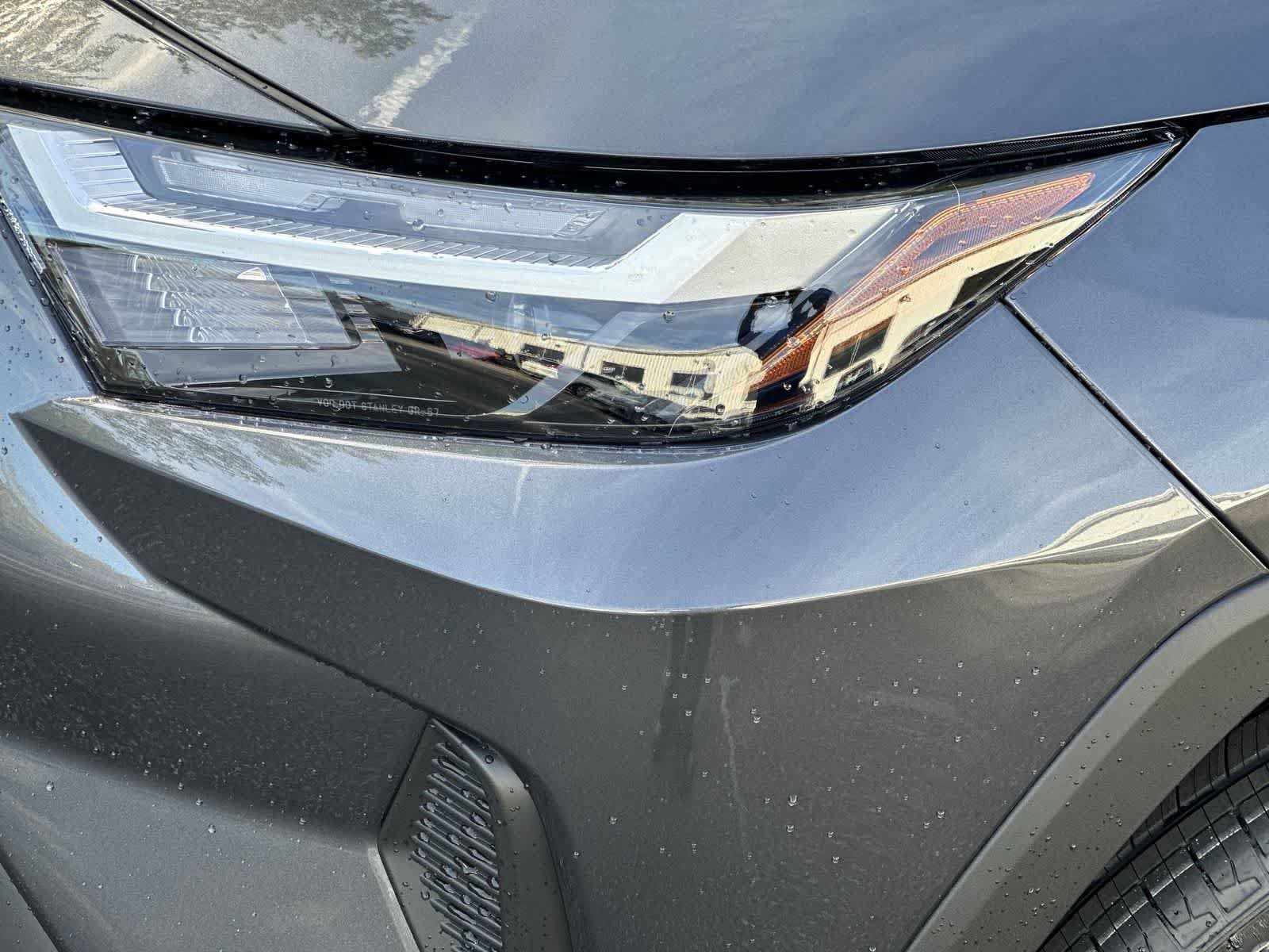 Thumbnail: 2025 Toyota RAV4 - 17