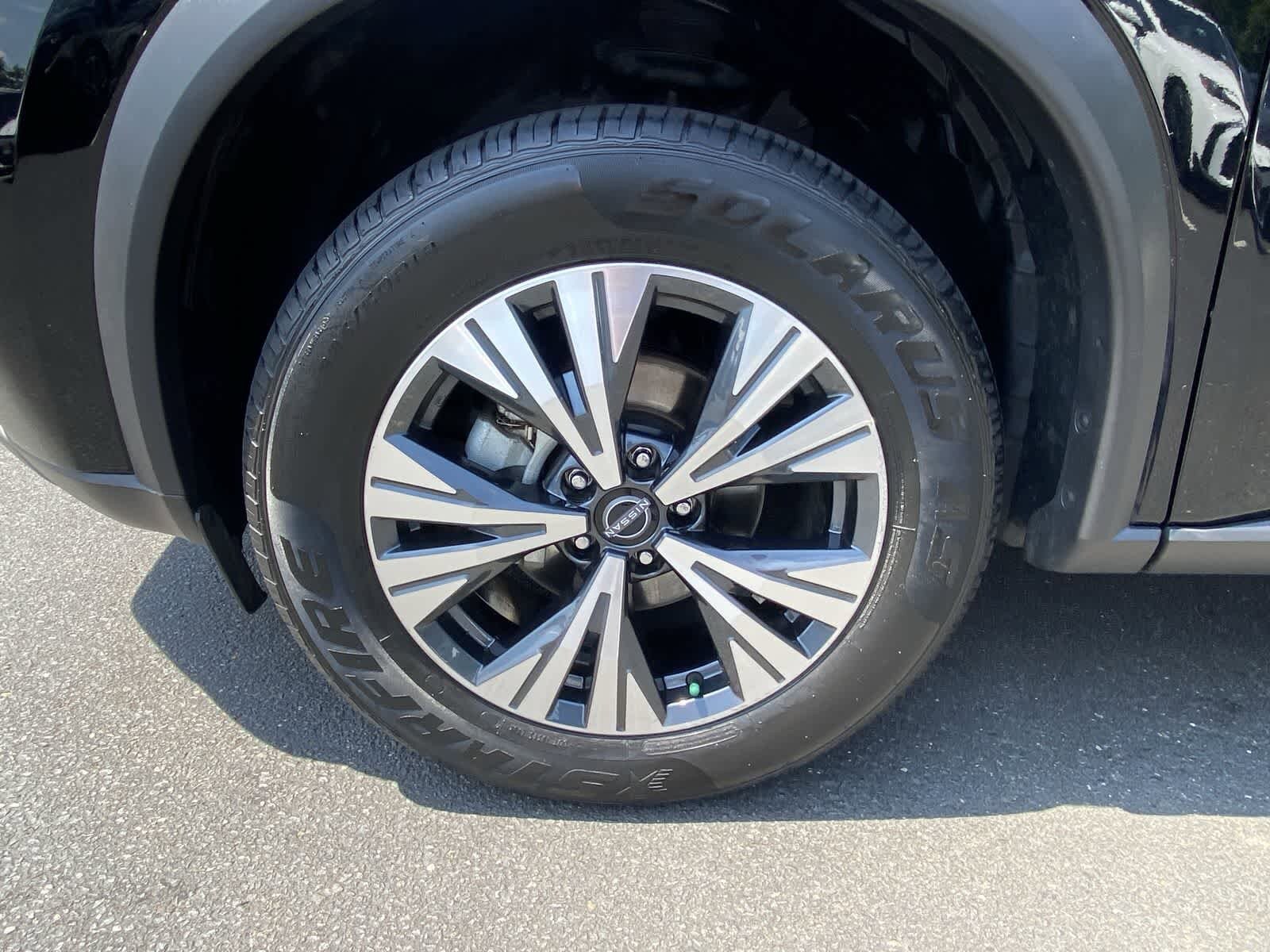 Thumbnail: 2023 Nissan Rogue - 11