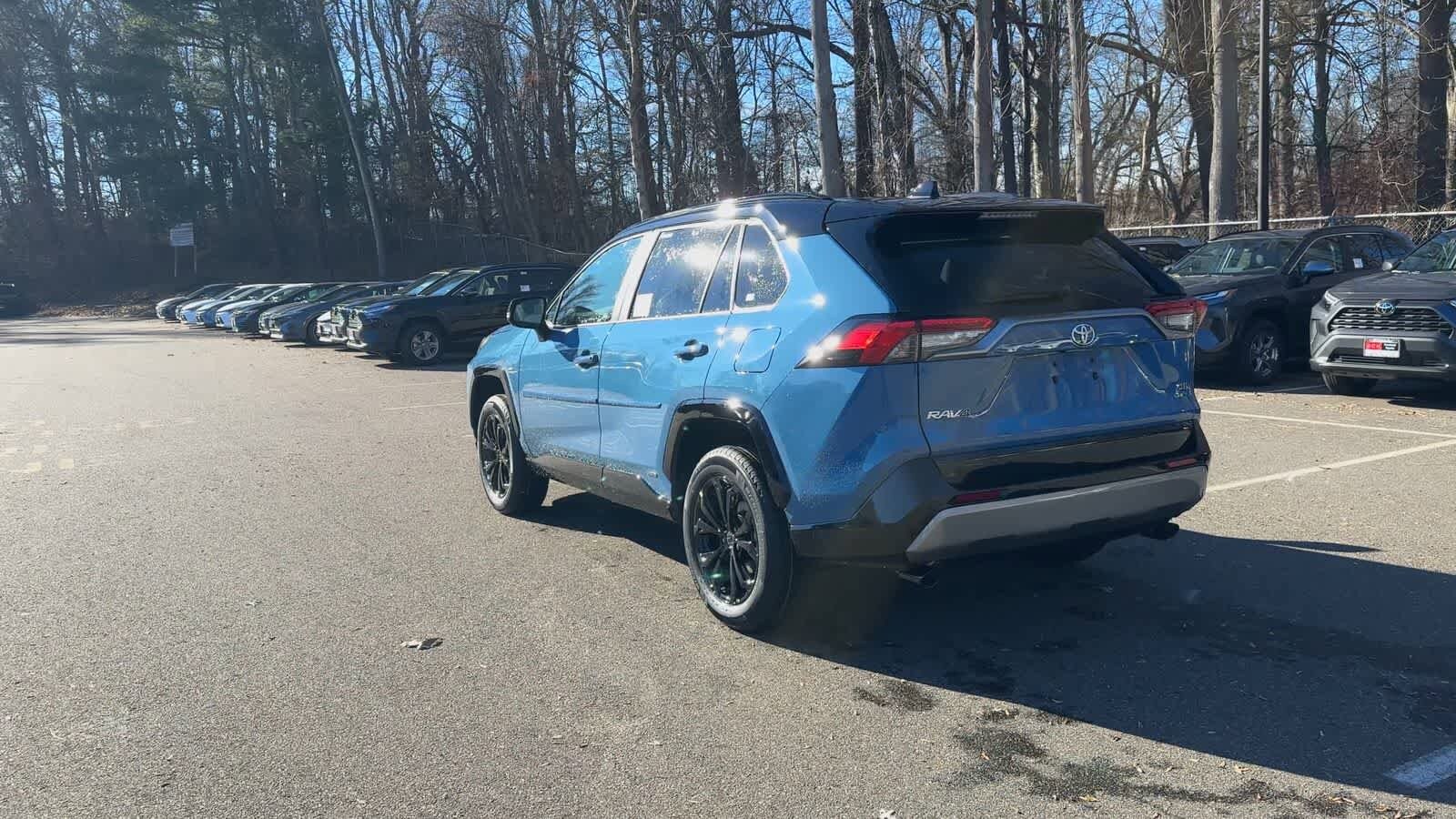 Thumbnail: 2025 Toyota RAV4 - 7