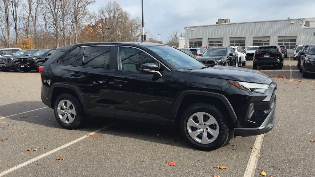 New 2025 Toyota RAV4 LE SUV