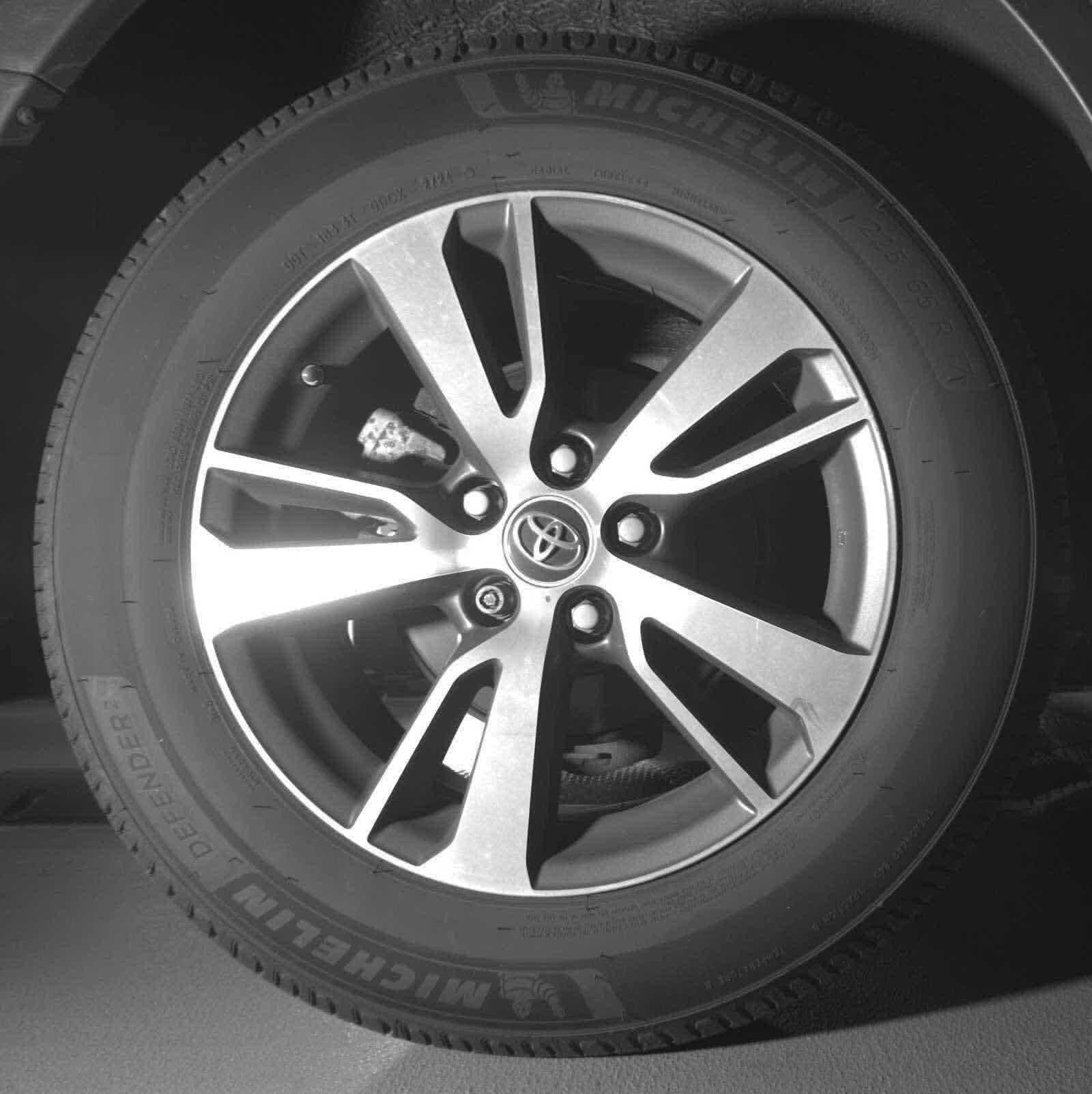 Thumbnail: 2016 Toyota RAV4 - 18