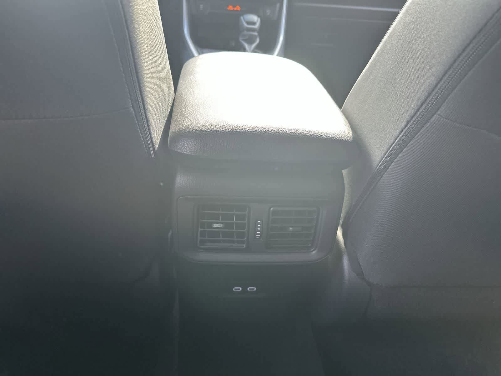 Thumbnail: 2025 Toyota RAV4 - 26