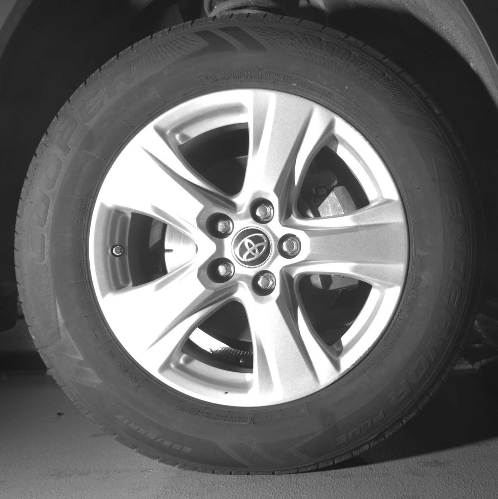 Thumbnail: 2021 Toyota RAV4 - 11