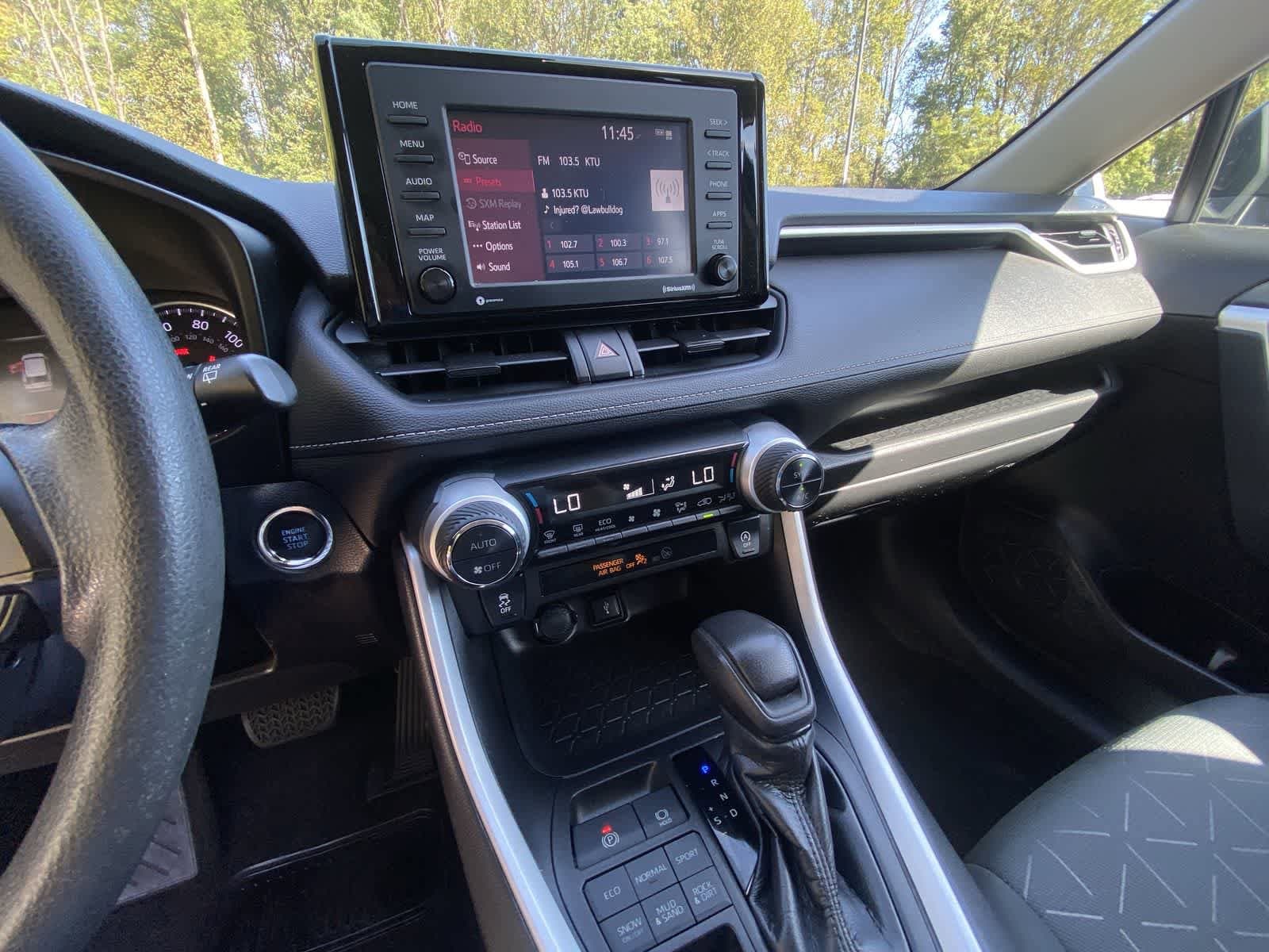 Thumbnail: 2021 Toyota RAV4 - 19