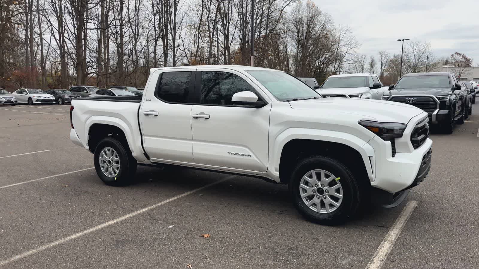 Thumbnail: 2025 Toyota Tacoma - 2