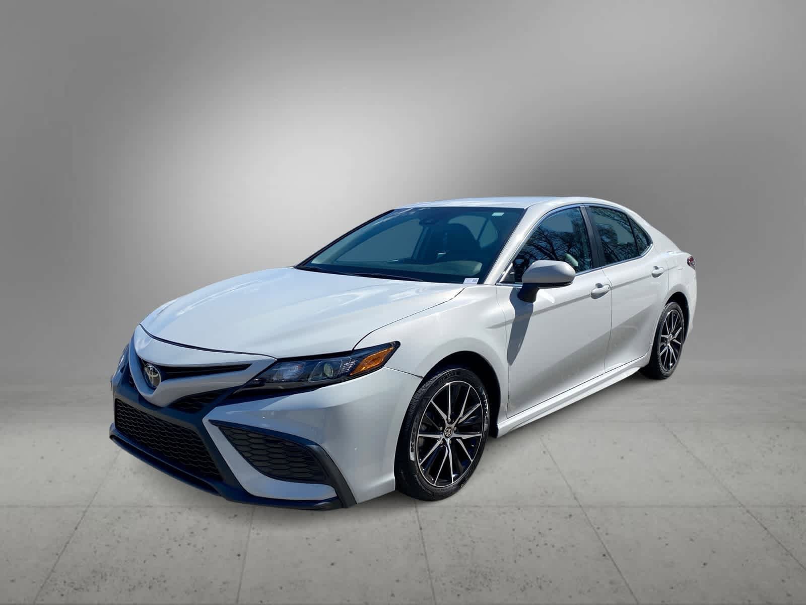2024 Toyota Camry SE -
                  Freehold, NJ