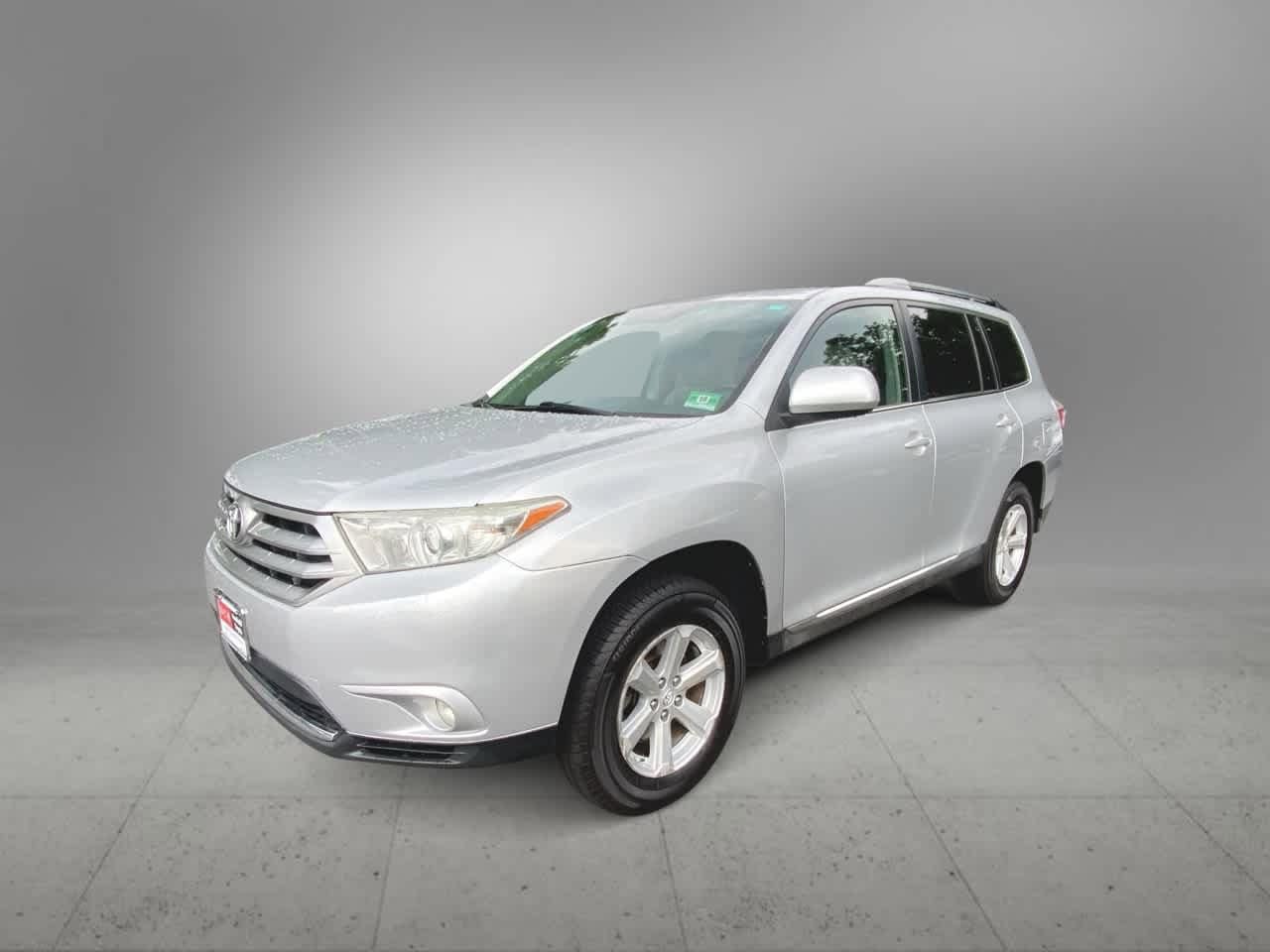 2013 Toyota Highlander Plus -
                  Freehold, NJ