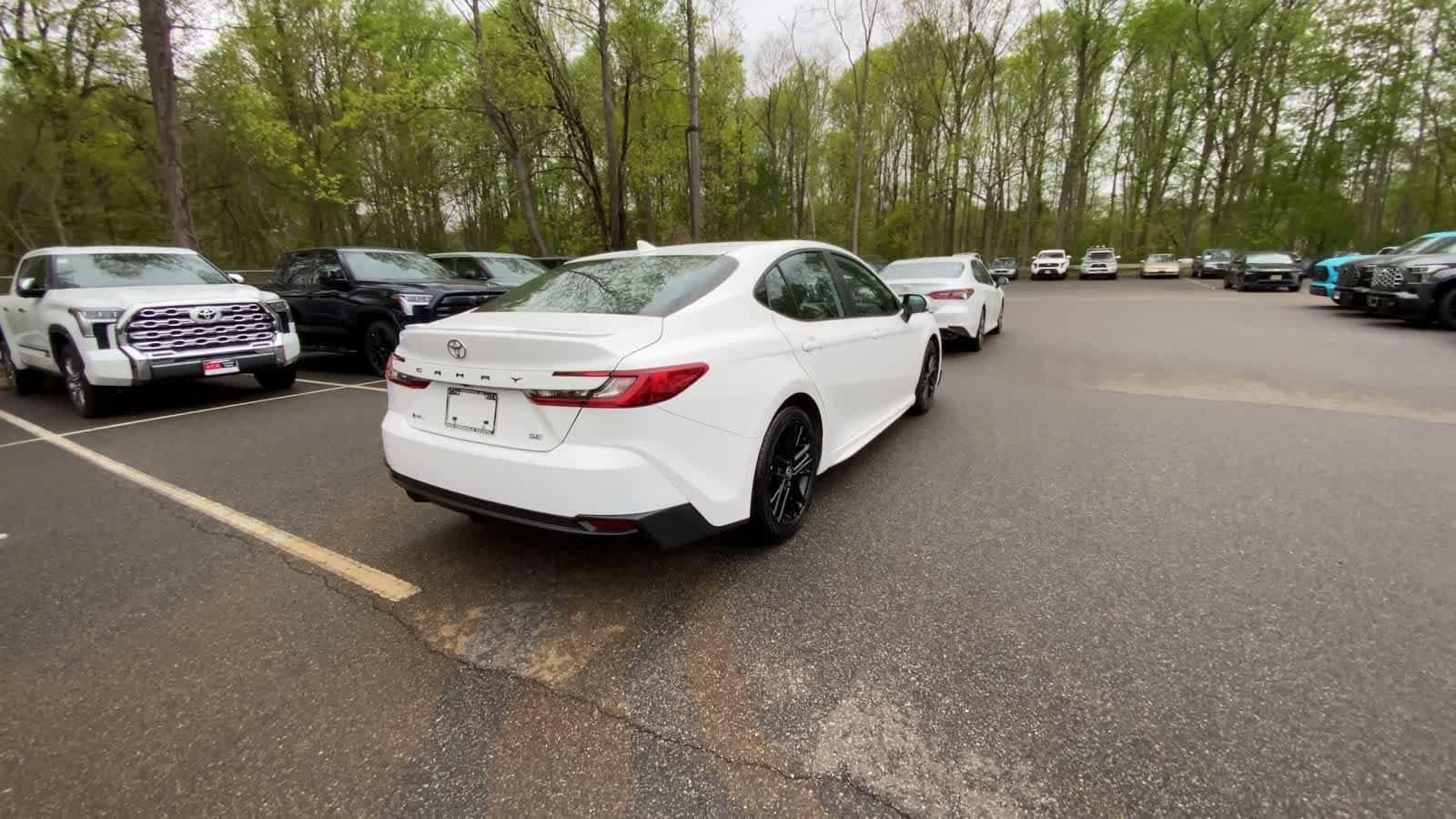 Thumbnail: 2025 Toyota Camry - 9