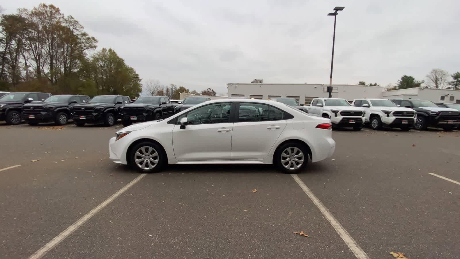 Thumbnail: 2024 Toyota Corolla - 14