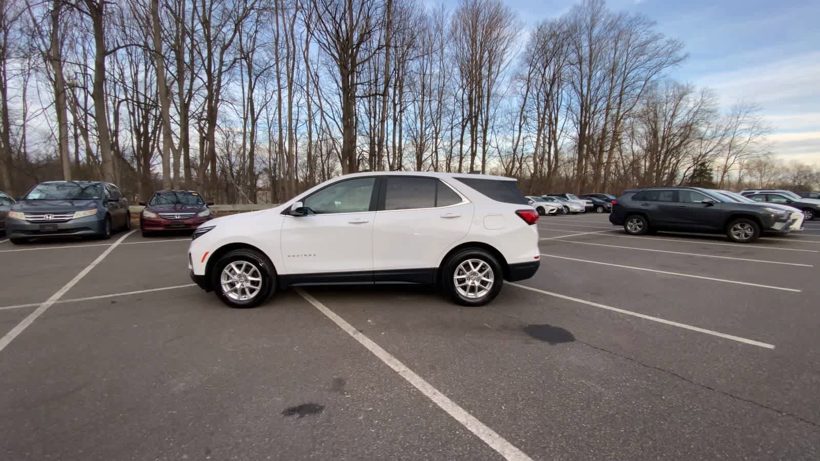 Thumbnail: 2022 Chevrolet Equinox - 12