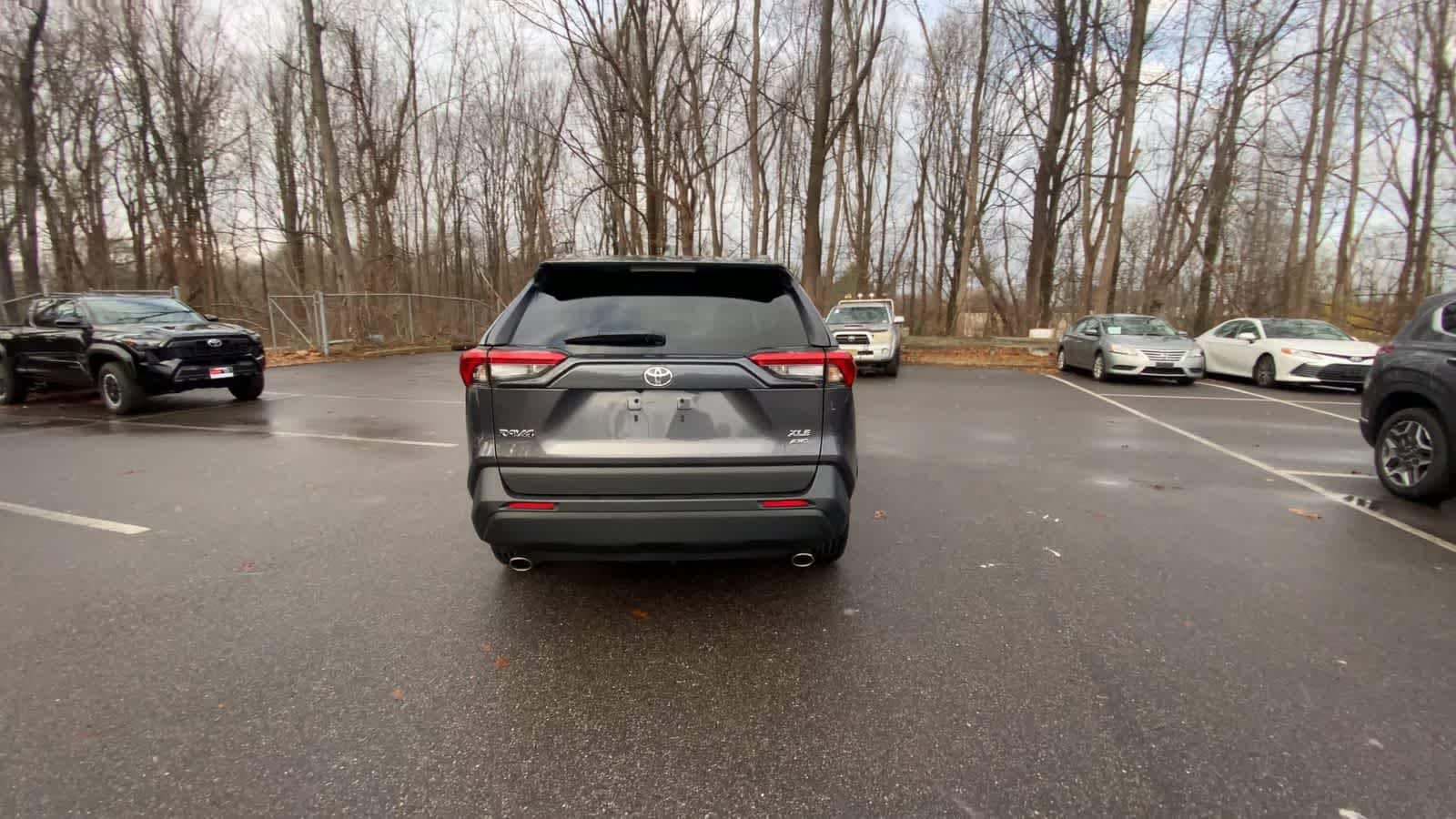 Thumbnail: 2024 Toyota RAV4 - 9