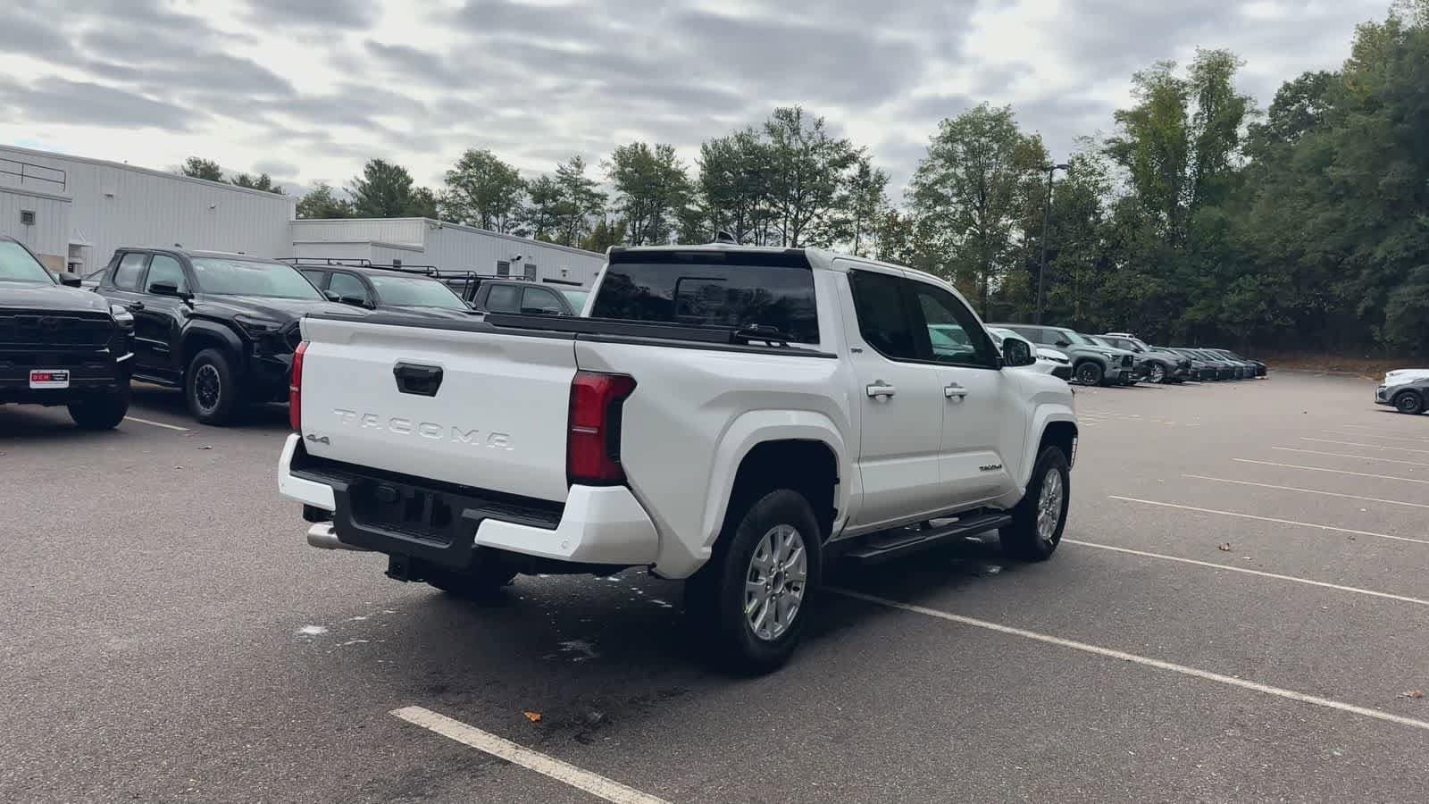 Thumbnail: 2025 Toyota Tacoma - 8