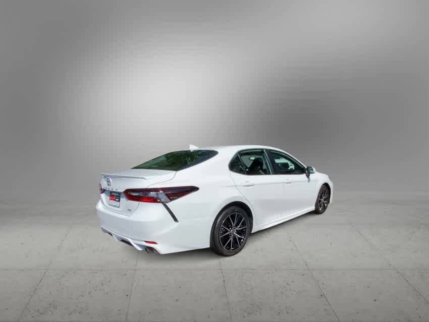Thumbnail: 2024 Toyota Camry - 8
