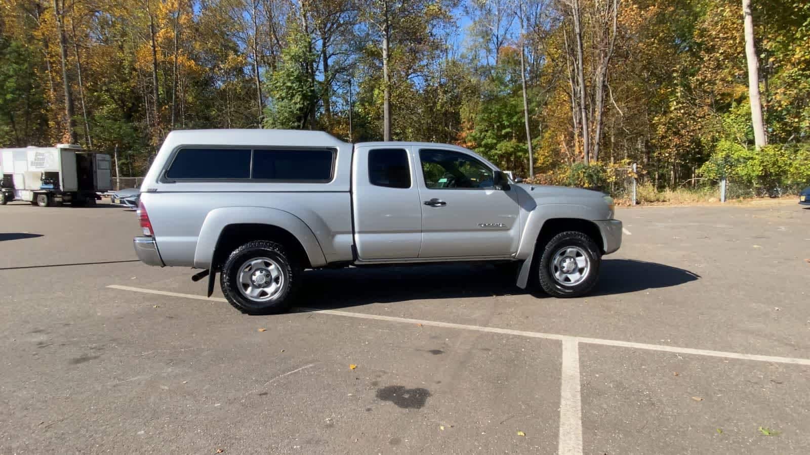 Thumbnail: 2009 Toyota Tacoma - 9