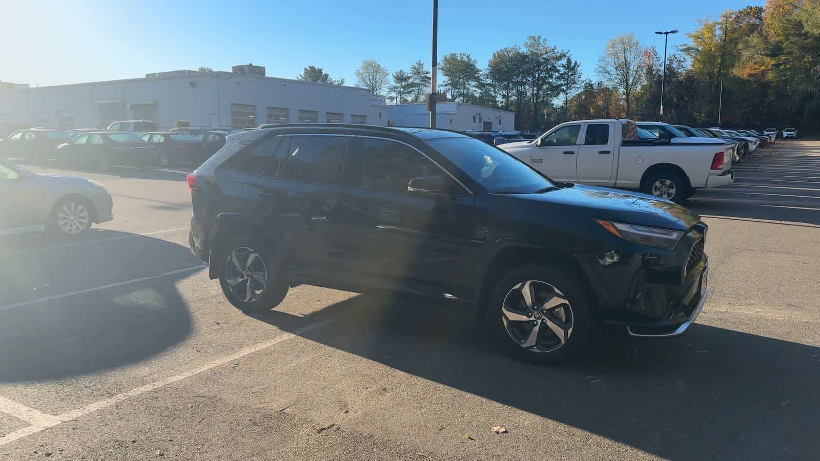 Thumbnail: 2025 Toyota RAV4 - 2