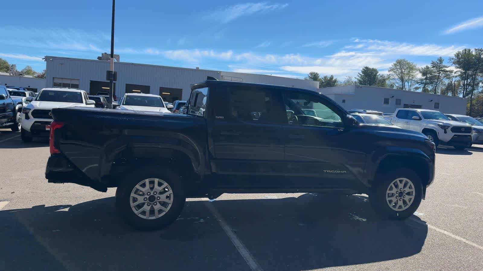 Thumbnail: 2025 Toyota Tacoma - 9