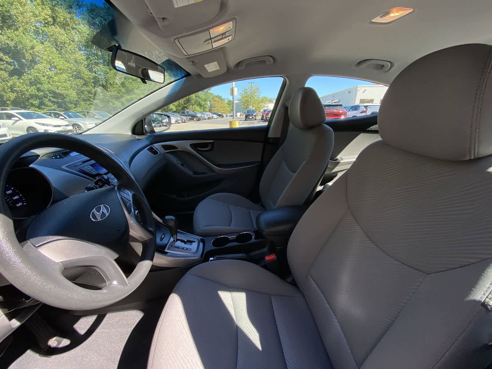 Thumbnail: 2013 Hyundai Elantra - 16