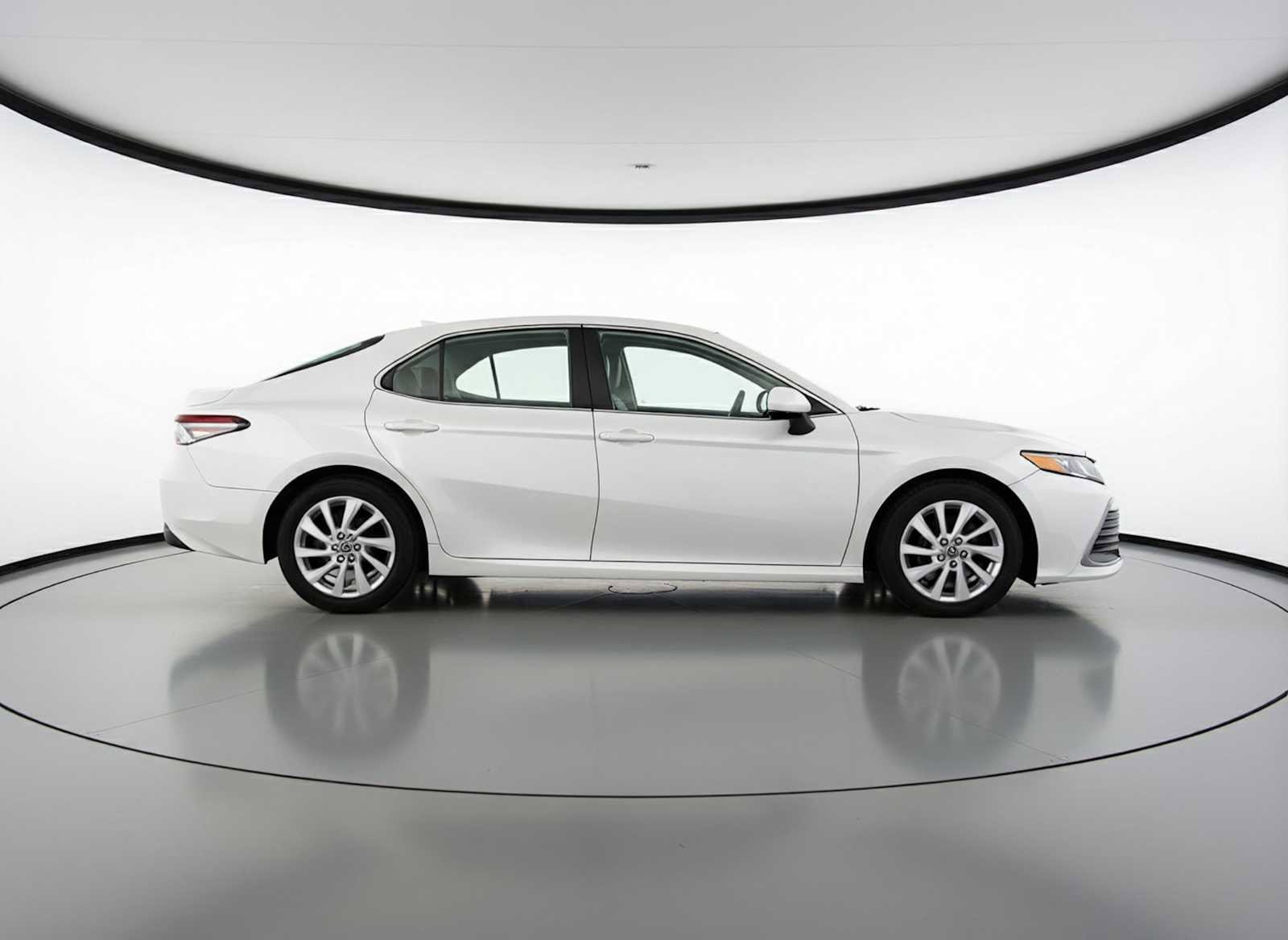 Thumbnail: 2023 Toyota Camry - 7