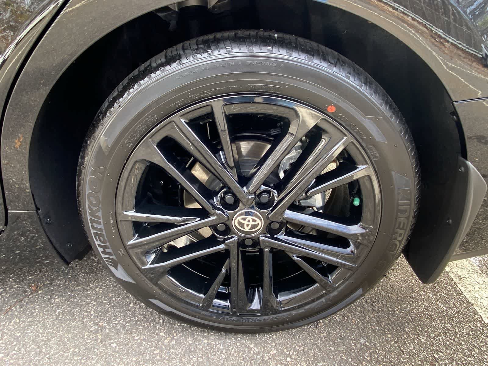 Thumbnail: 2025 Toyota Camry - 18