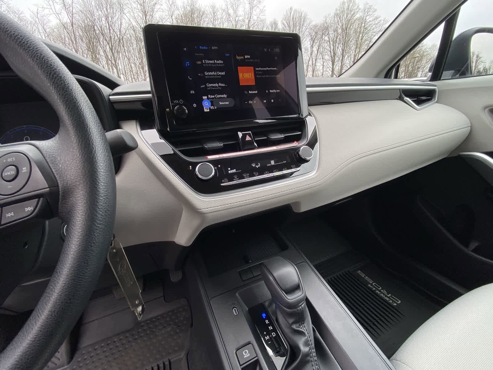 Thumbnail: 2026 Toyota Corolla Cross - 22