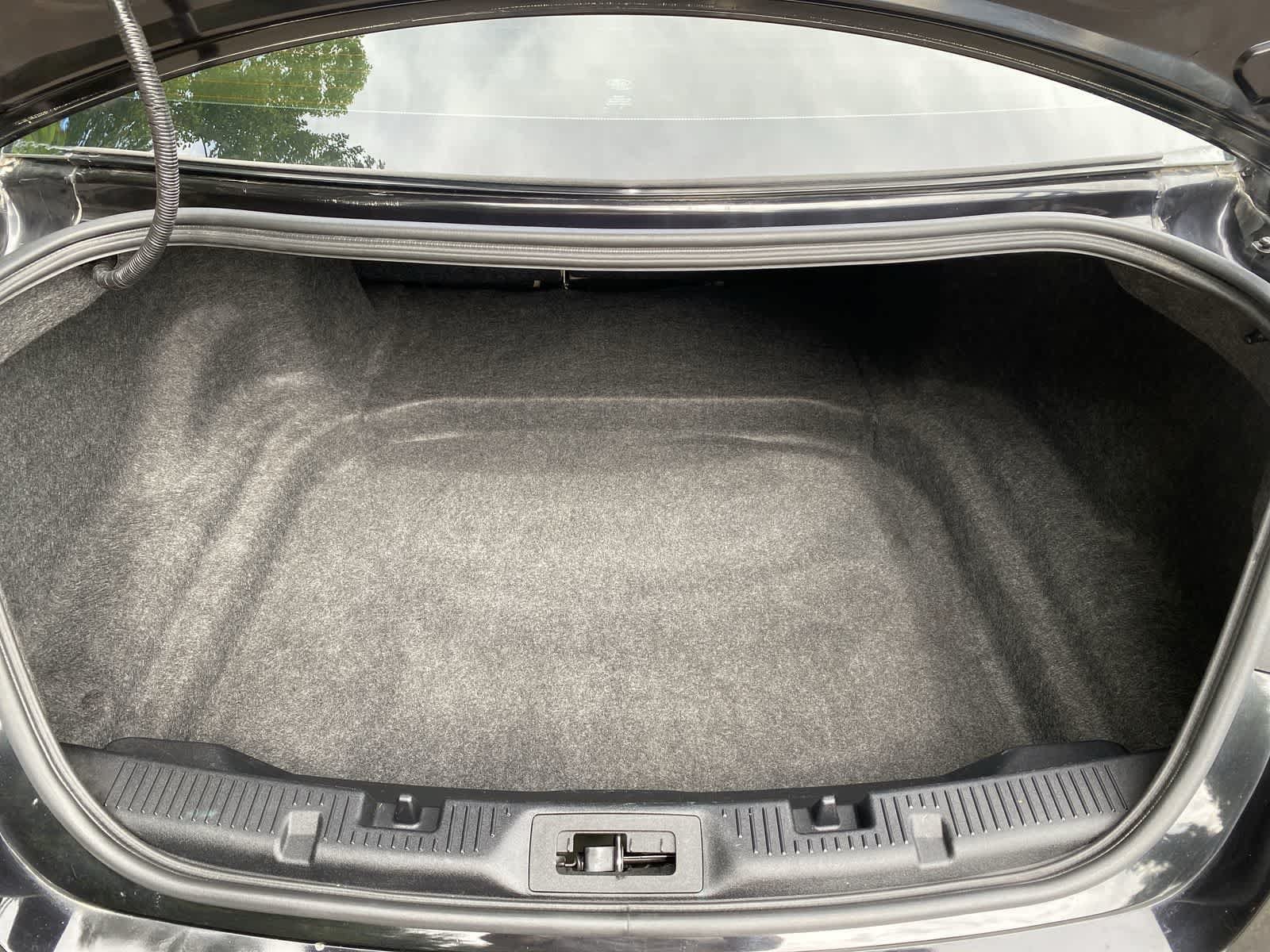 2019 Ford Taurus SE - Photo 14