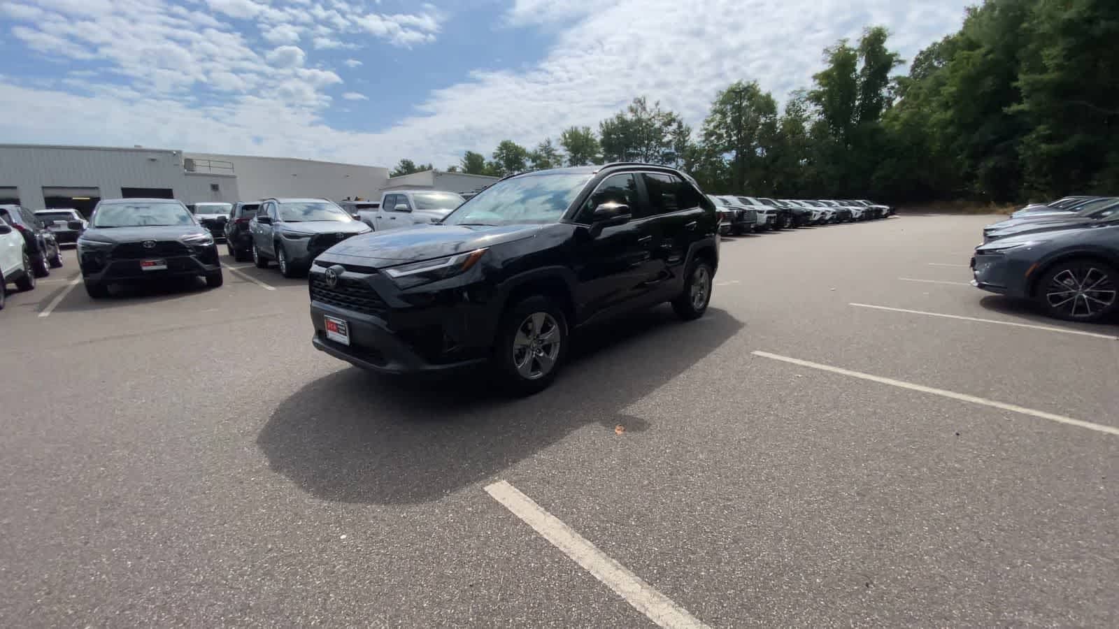 Thumbnail: 2024 Toyota RAV4 - 4