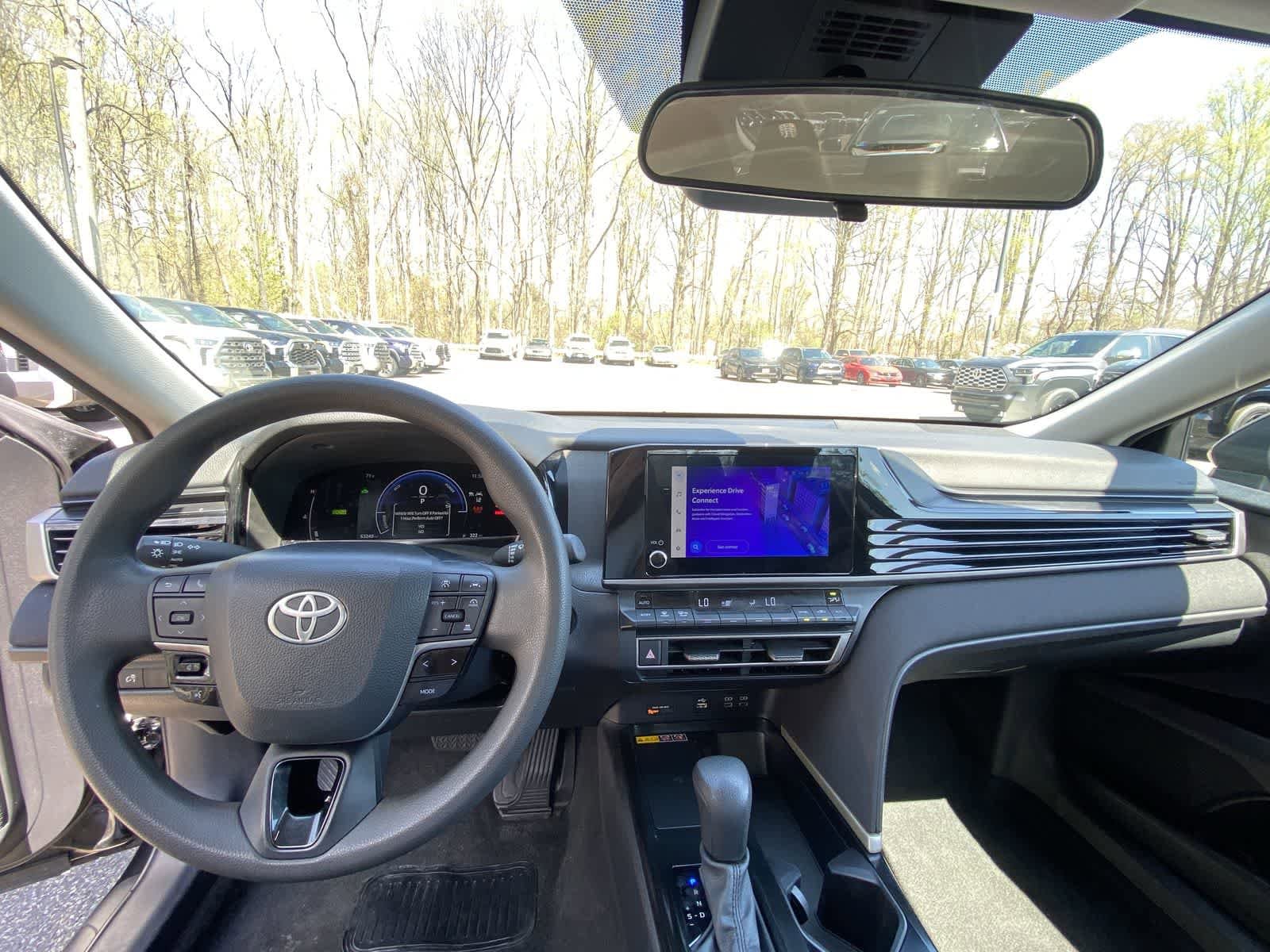 Thumbnail: 2025 Toyota Camry - 22