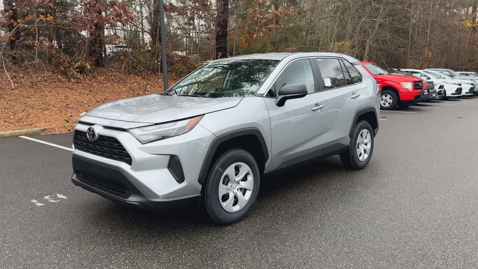 Thumbnail: 2025 Toyota RAV4 - 4