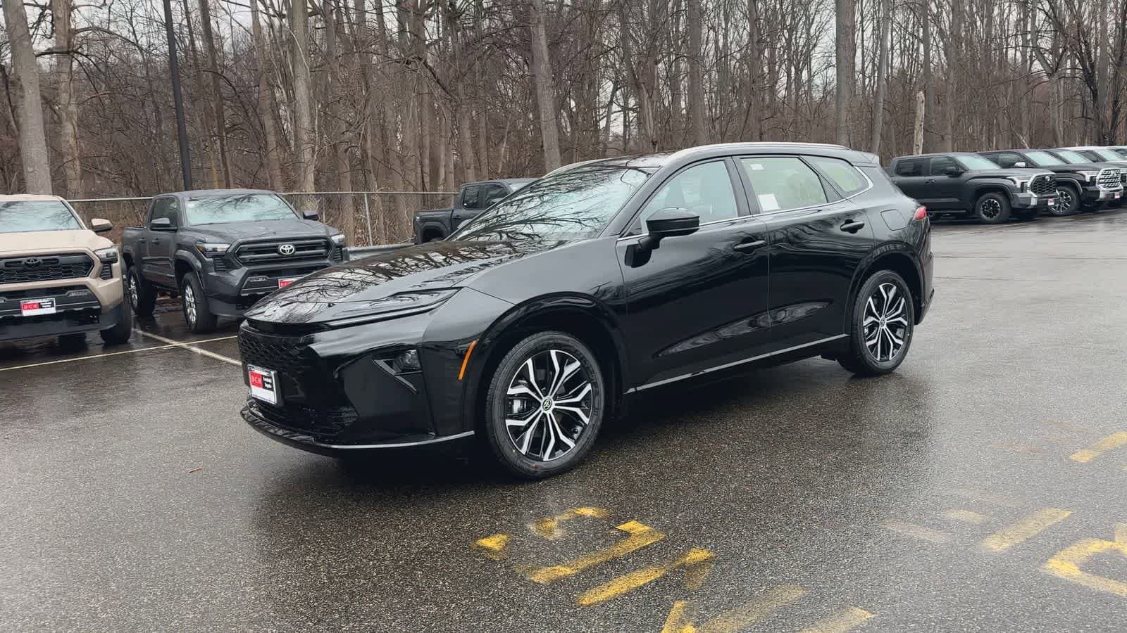 Thumbnail: 2026 Toyota Crown Signia - 4