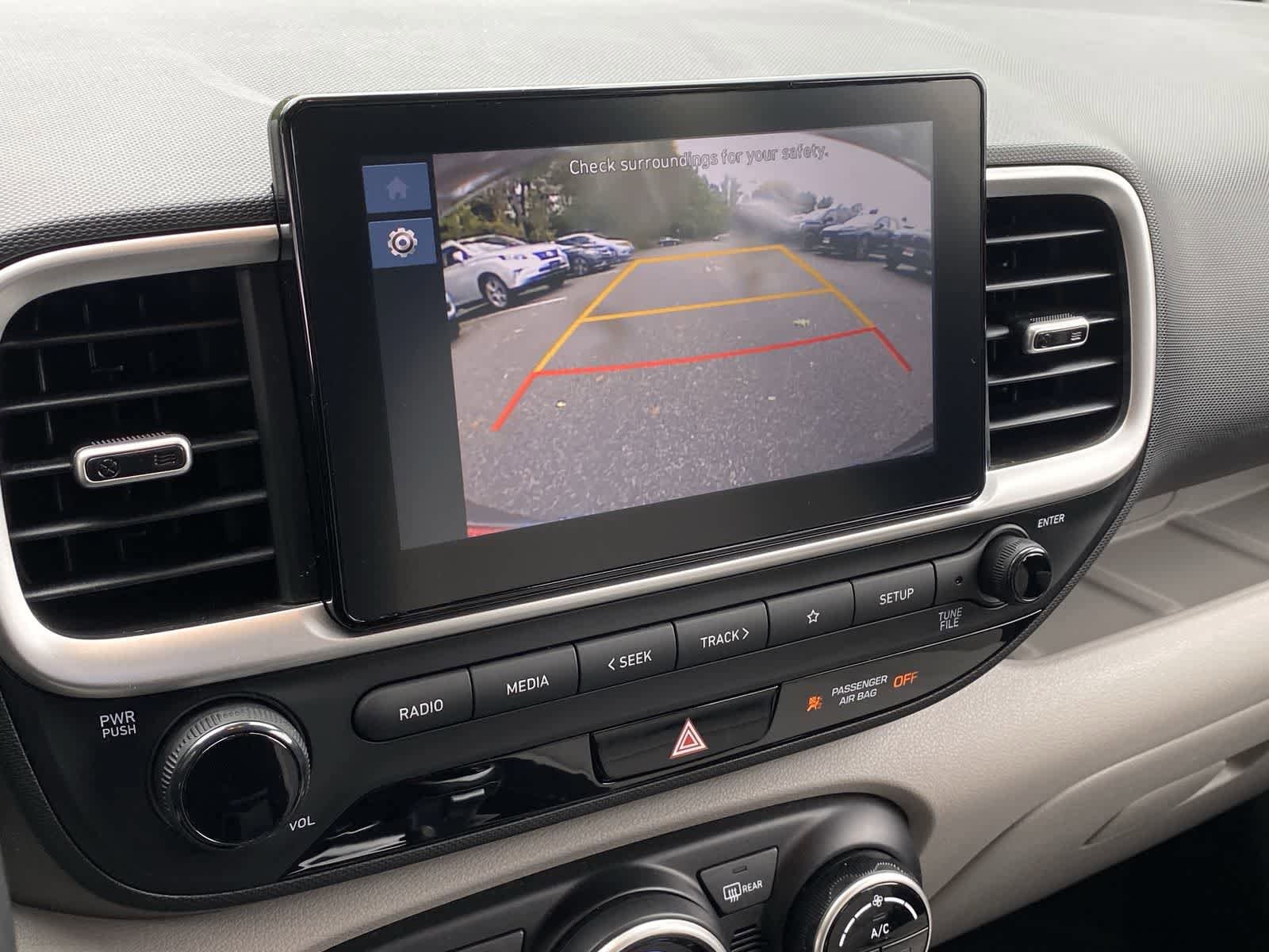 Thumbnail: 2023 Hyundai Venue - 28