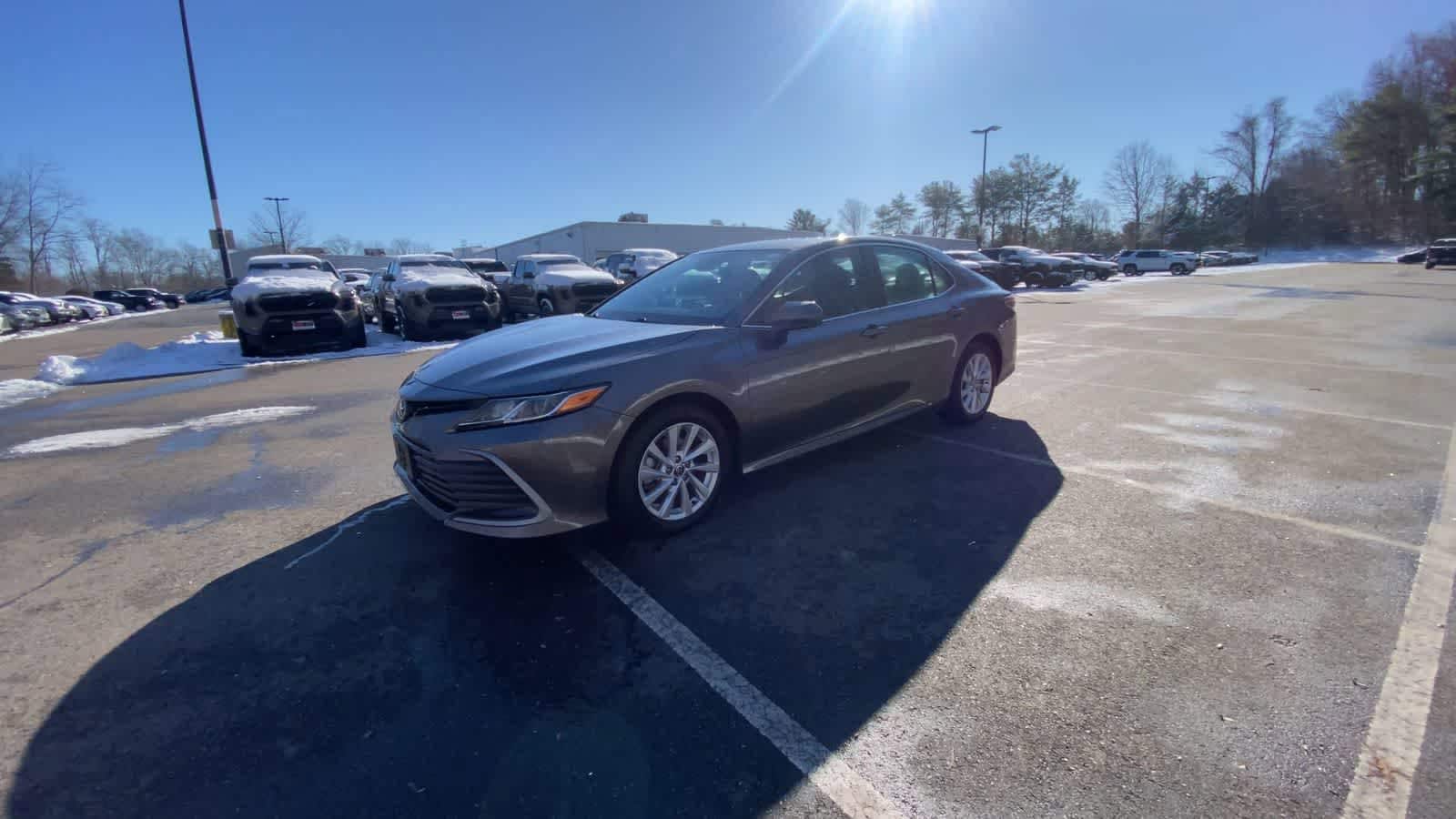 Thumbnail: 2024 Toyota Camry - 10