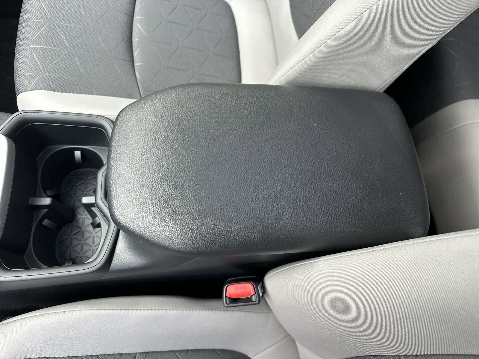 Thumbnail: 2025 Toyota RAV4 - 24