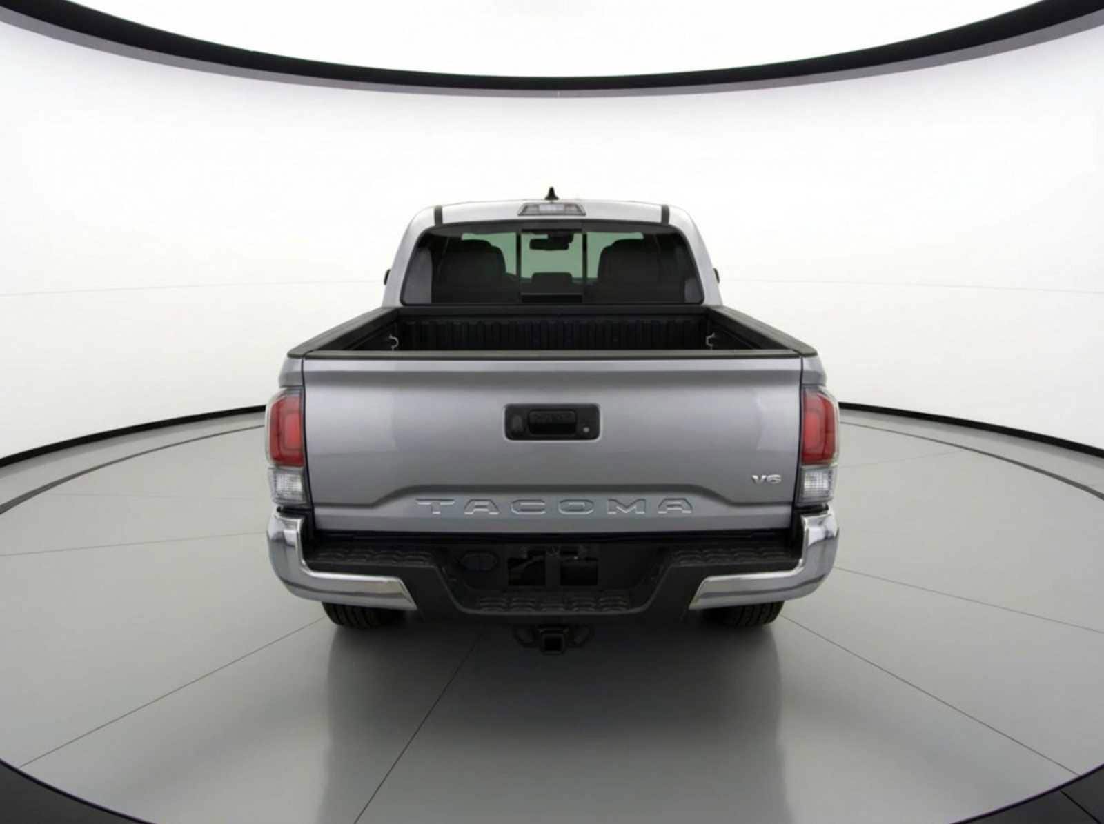 Thumbnail: 2023 Toyota Tacoma - 7