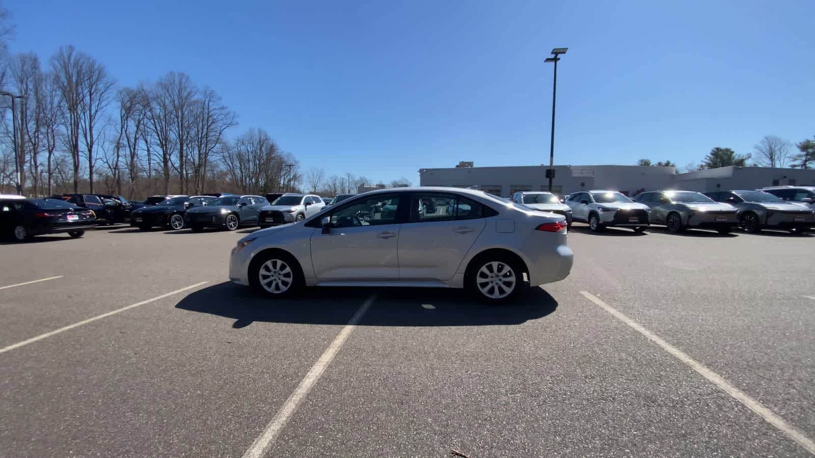 Thumbnail: 2024 Toyota Corolla - 8