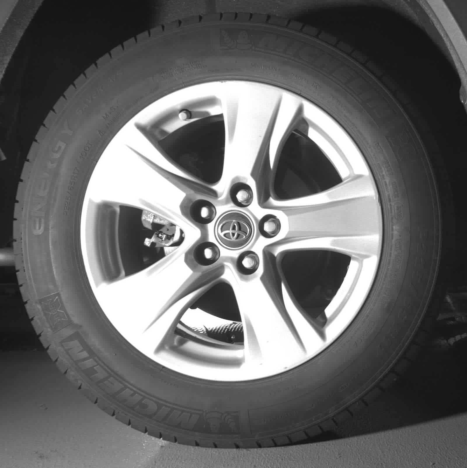 Thumbnail: 2020 Toyota RAV4 - 20